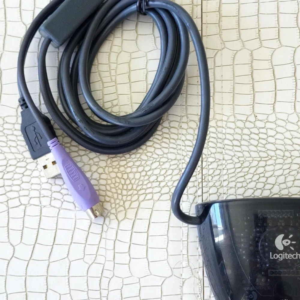 Logitech Cordless Keyboard and Mouse Receiver M/N C-BD9-Dual P/N 830522-0000